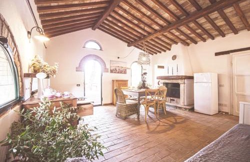 Cecina Apartamento | Relais Casale Il Poggetto - I PINI by Zoom In Earth