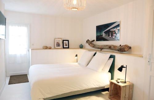 Saint-Hilaire-de-Loulay Cama Y Desayuno | Relais de Chasse la Chaignaie
