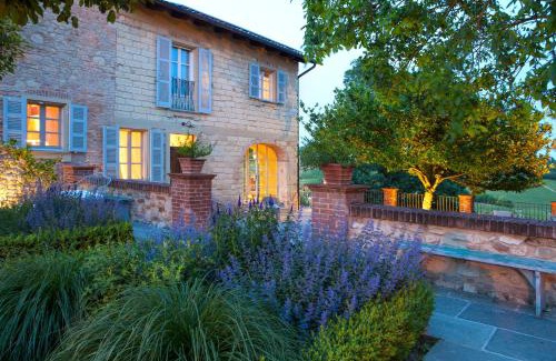 Grazzano Badoglio Casa | Relais di Tenuta Santa Caterina B&B