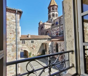 Brioude Casa | Relais du Noble Voyageur