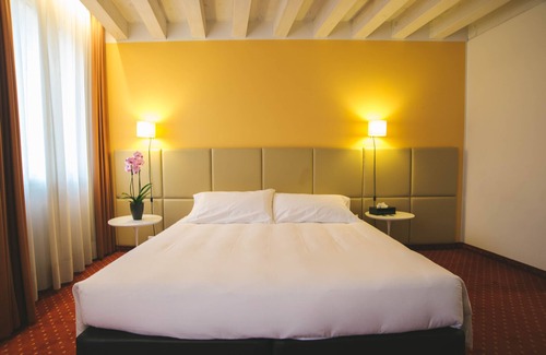 Vicenza Casa | Relais Santa Corona