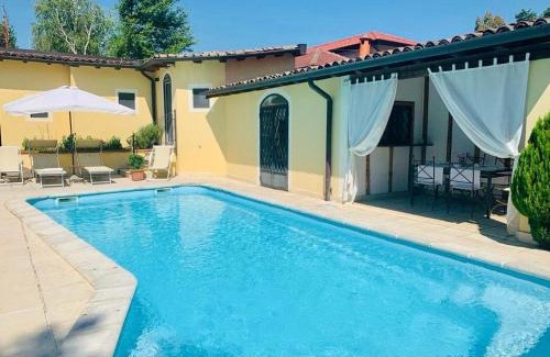 Cava Manara Cama Y Desayuno | Relais Torre Dei Torti - Luxury Bed and Breakfast