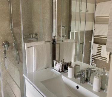 Cava Manara Cama Y Desayuno | Relais Torre Dei Torti - Luxury Bed and Breakfast