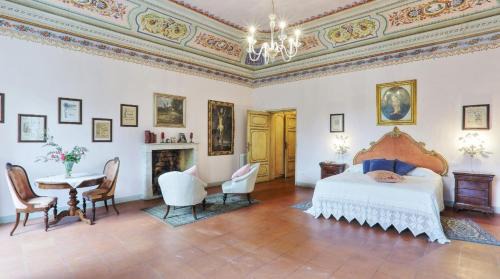 Nocchi Cama Y Desayuno | Relais Villa Montecatini