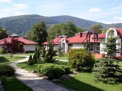 Czernichow Complejo | Relaks domki i pokoje nad jeziorem