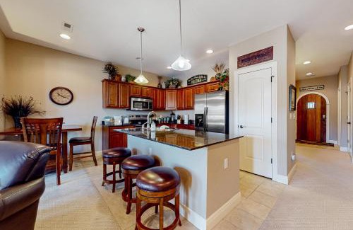 Fieldstone Bluffs Apartamento | Relax a While