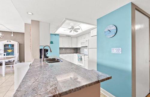 Daytona Beach Shores Casa | Relax and Chill Beachside Condo
