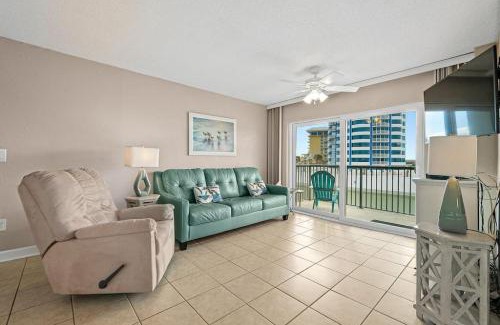 Daytona Beach Shores Casa | Relax and Chill Beachside Condo