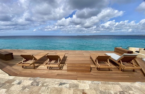 Belnem Condominio | Relax and enjoy: Amazing Oceanfront Apartment Second Floor at Belair Bonaire!