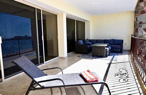Bella Vista Apartamento | Relax and enjoy the view. Luxurious beachfront 2 bedroom condo. Sonoran Sky 507