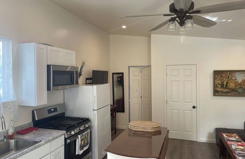 Atascadero Casa | Relax and enjoy the peaceful oasis in beautiful central costal California