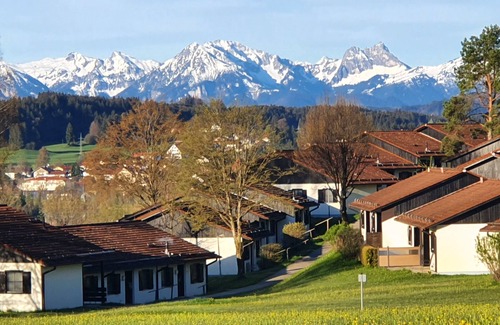 Lechbruck Casa | "Relax and experience: Your family vacation in the Hochbergle vacation village!"