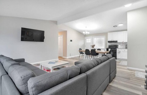 West Akron Casa | Relax and Play: Golf Course Getaway with Game Room at Vrbo
