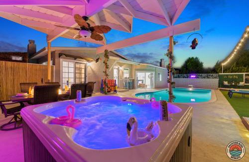 San Carlos Casa | Relax and Play-Pool, Spa, Views plus Guest House!