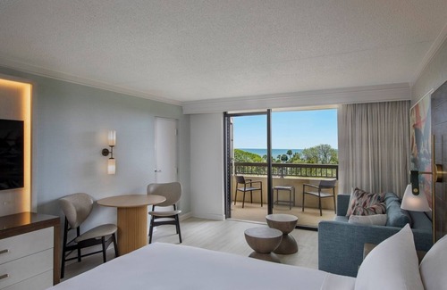 Shipyard Plantation Hotel | Relax and Recharge! Beachfront King Stay, Pet Friendly w/ Spa and Pool Access!