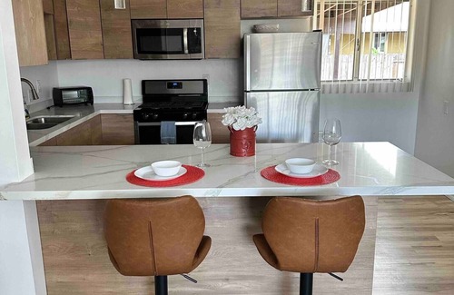 El Cajon Casa | Relax and Recharge - 2BR/1BA EV charger San Diego