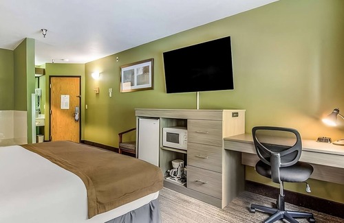 Poulsbo Complejo | Relax and Recharge in Poulsbo! Free Parking, Pet-friendly Property