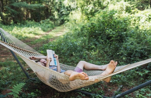 Johnsonville Casa | Relax and reconnect at Overlook- Graceful Acres Farmstay at Otter Creek Farm