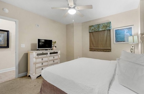 Windy Hill Complejo | Relax and Unwind in this Oceanfront 1 Bdrm Condo