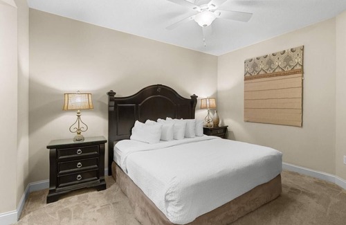 Windy Hill Complejo | Relax and Unwind: Oceanfront 1 Bdrm Condo