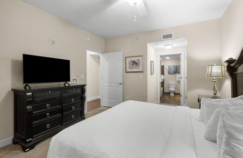 Windy Hill Complejo | Relax and Unwind: Oceanfront 1 Bdrm Condo