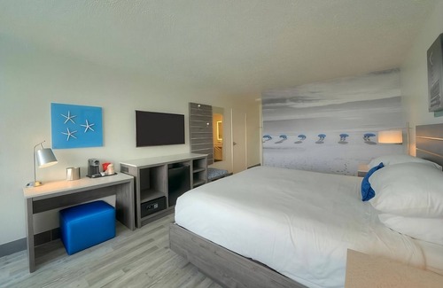 Fort Walton Beach Hotel | Relax and Unwind in a Coastal Retreat Near Destin History and Fishing Museum