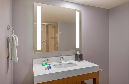 Mountain House Hotel | Relax and Unwind! 3 Pet-friendly Units, Outdoor Jacuzzi, Free Shuttle, Breakfast