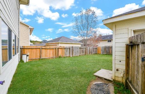 Conroe Casa | Relax and Unwind at Our 7BR Oasis