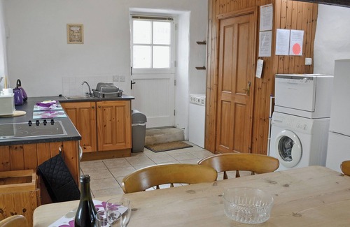 Garn Fadryn Cabaña | Alojamiento de 2 habitaciones en Porth Colmon, near Pwllheli