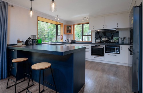 Blenheim Casa | Relax and unwind in your home away from home in a large private home
