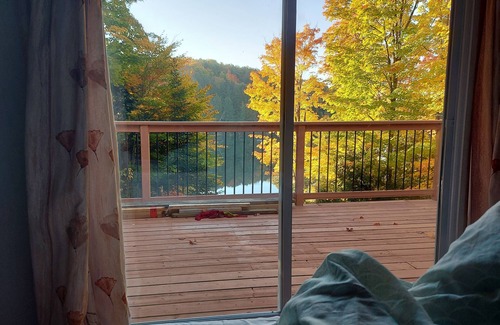 Dysart et al Cabaña | Relax at cozy 3-Bedroom cottage on the lake