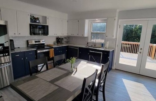Bessemer City Casa | Relax at Hibiscus Grove - w/ an Amazing Deck View