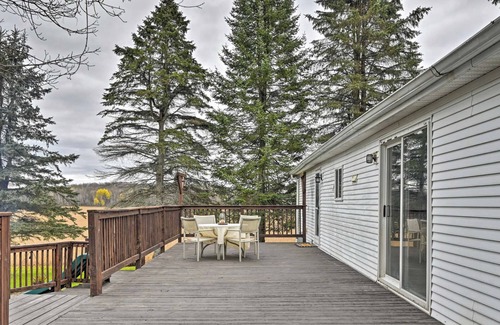 White Lake Casa | Relax at Northern Oasis! County Setting. Near Lakes, Wolf River & ATV/UTV Trail.