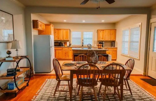 Oakland Casa | Relax at RMB Longhorn East, a country paradise