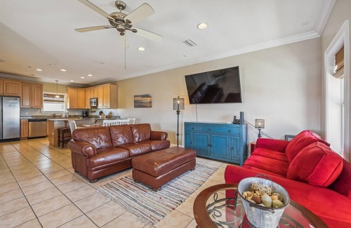 Bahama Beach Condominio | Relax at Second Wind – Gulf Views on Every Floor, 3 Suites, Pool & Free Guest Perks