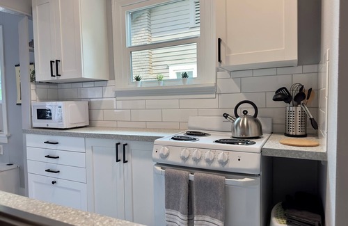 Spokane Casa | Relax at this comfy bungalow near Manito Park on Spokane's South Hill.