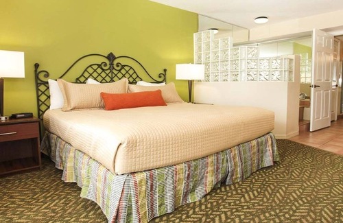 Weston Complejo | Relax at Vacation Village Resort near Bonaventure Golf Club!!