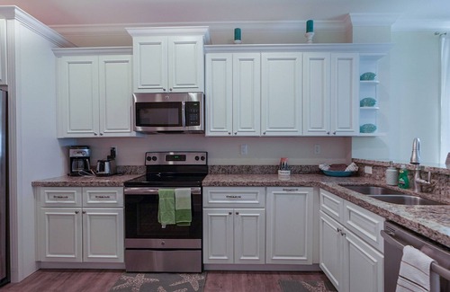 Marathon Cabina | Relax Away Sombrero Beach - NUEVO 4BDRM W / 40FT DOCK & POOL