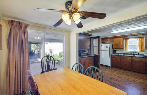 Lake Whitney Casa | Relax By Lake, Hike From Your Door: Whitney Home