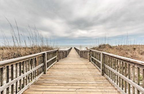 Folly Field Apartamento | Relax by Pool and Walk to Beach Hilton Head Condo!