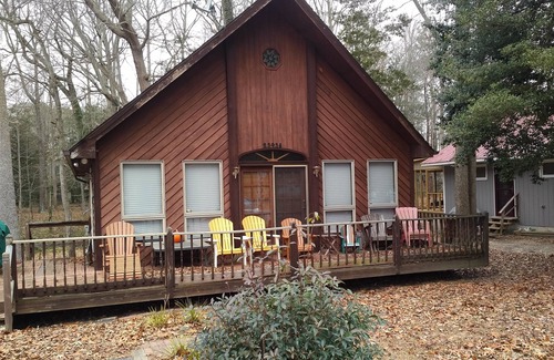Rehoboth Beach Casa | ¡RELAJARSE! Encantadora y sorprendentemente espaciosa cabaña A-frame en Rehoboth Bay
