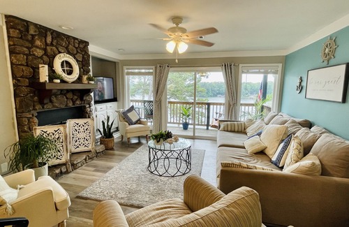 Mid America Condominio | Relax & Enjoy beautiful Sunsets! * Boating Packages Available!
