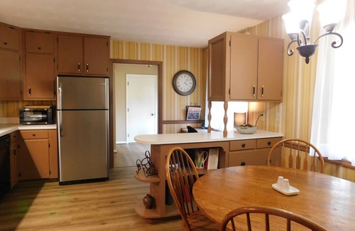 Galax Casa | Relax & enjoy the view! Mountain Lovers dream! Gated entry, convenient location!