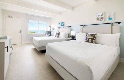 New Town Hotel | Relax & Have Fun | Key West Poolside Stay w/ Pools, Games & Comfort Eats
