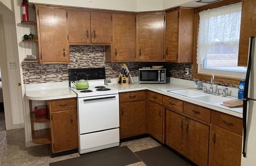 Somerset Casa | Relax in a clean and comfortable cozy cottage with all the little details