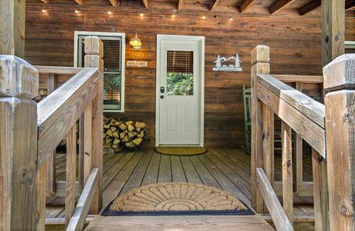 Sautee Nacoochee Casa | Relax in a cozy cabin 10 min to Helen - Fireplace