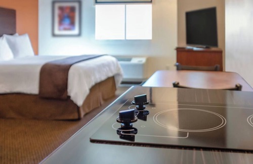 West Valley City Hotel | Relax in a Room with Kitchen Close to Salt Lake Attractions! Pets Allowed!