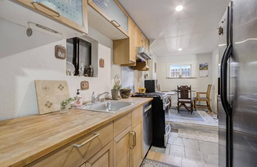 Oakland Casa | Relax in an unique artistic house and with nature