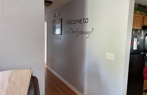 Dandridge Casa | RELAX in BEAR'S DEN GETAWAY private home!