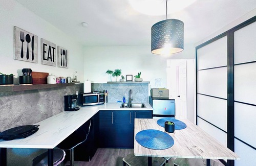 Middletown Apartamento | Relax in charming studio centrally located with Private patio with Hot tub